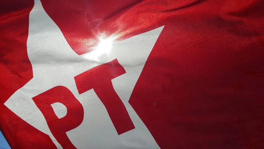 Redução da maioridade penal provoca crise e racha interno no Partido dos Trabalhadores